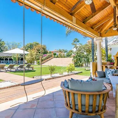 El Paraiso Sleeps 10 With Pool Air Con And Wifi *